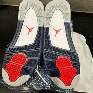 Jordan 4 Retro- midnight navy